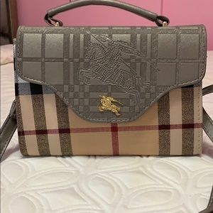 Burberry small purse (copy)
